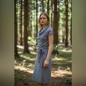 Columbia sportswear, active pullover dress size medium.